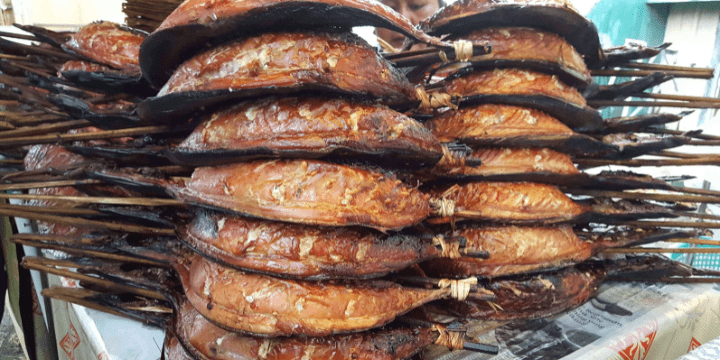 Cakalang Fufu, Kelezatan Ikan Asap Khas Minahasa yang Menggugah Selera