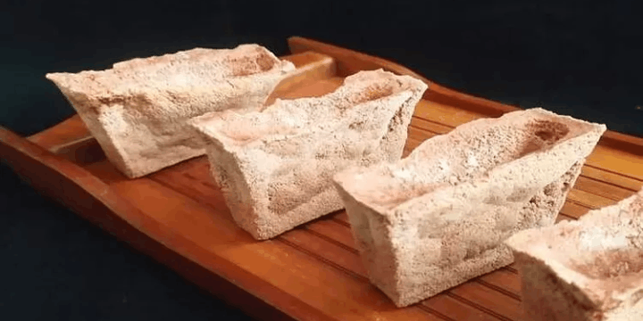 Sagu Lempeng sebagai Buah Tangan Khas Papua Barat