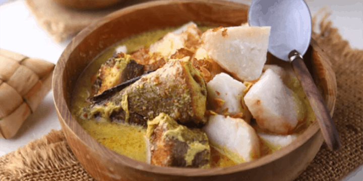 Ketupat Kandangan sebagai Penggerak Ekonomi Lokal