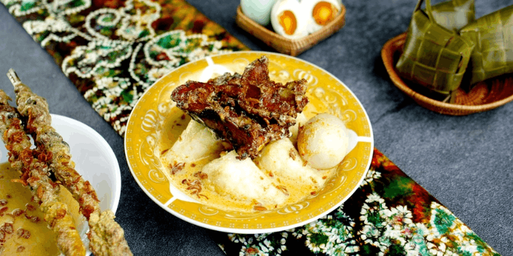 Mengenal Ketupat Kandangan, Kuliner Khas Banjar yang Menggoda Selera