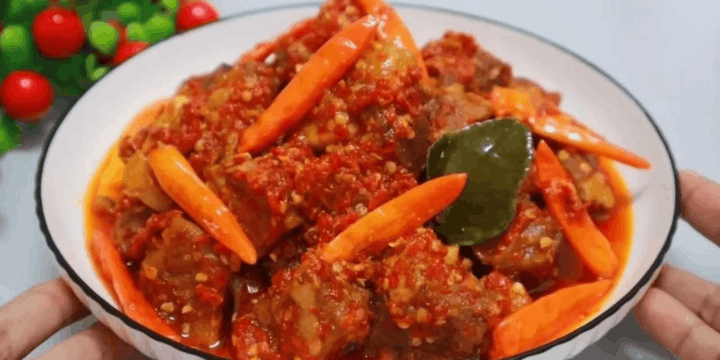 Perkembangan Oseng Mercon, Dari Lesehan ke Kemasan Kaleng