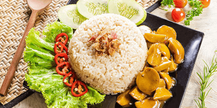 Tradisi Bungkus Daun Pisang dan Pengaruhnya pada Rasa