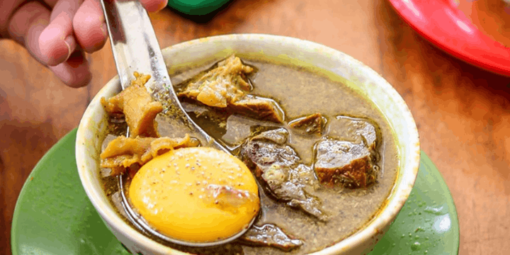 Wajib Coba! Menikmati Makanan Pallubasa, Kuliner Legendaris dari Sulawesi Selatan